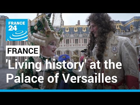 'Living history': Costumed tourists flock to Versailles for 'Fêtes Galantes' • FRANCE 24 English