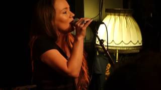 Steve Wynn Quintet with Elle Márjá Eira - Joik/yoik - 2015-11-13 Oslo