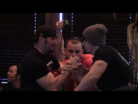 Kevin Robertson vs Filip Cico Hritz