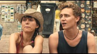 Tom Hiddleston as Oakley in \