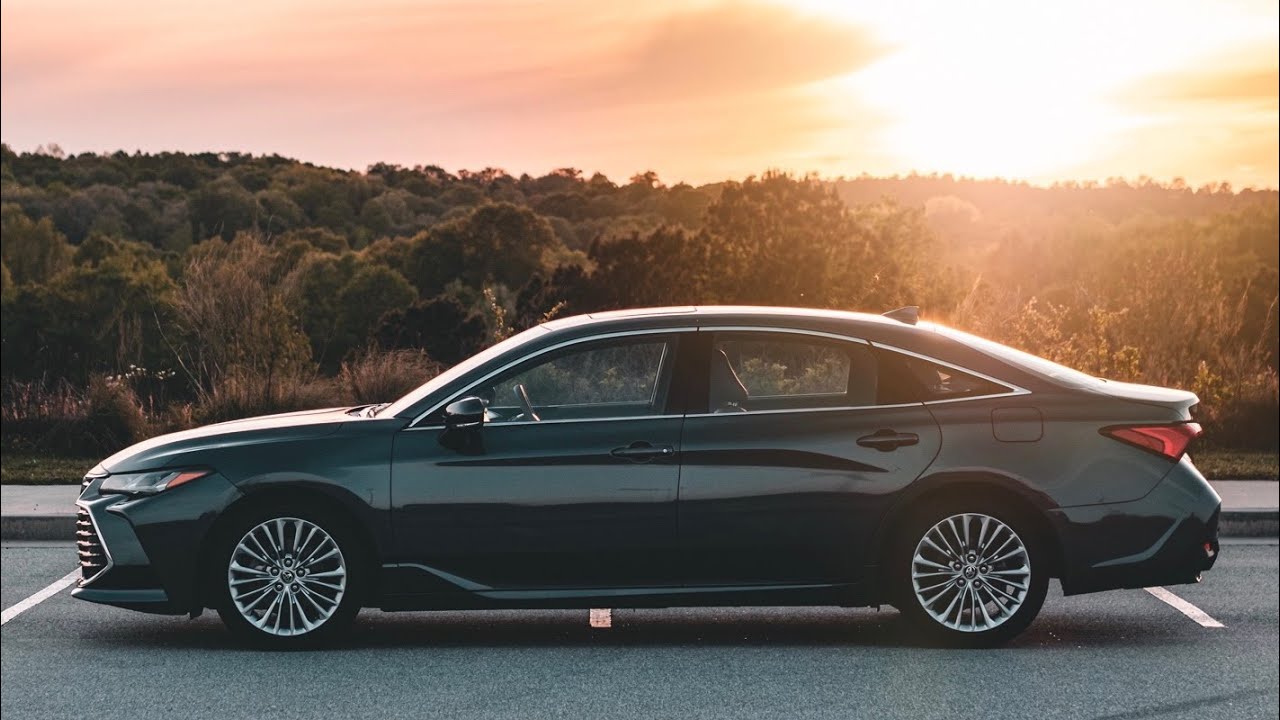 2020 Toyota Avalon FULL REVIEW: Do You Even Need an ...