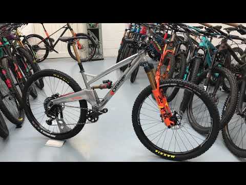 2019 Orange Stage 5 Factory quick look - Bikeactive