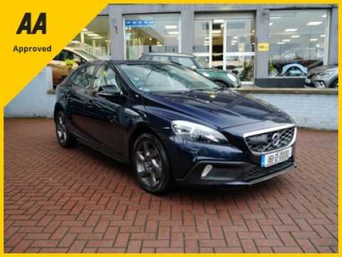 2016 VOLVO V40 D4 CROSS COUNTRY ONLY 80000 KMS - Image 2