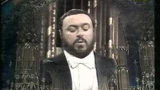 Luciano Pavarotti - Montreal - 1978 - Panis Angelicus (César Franck)
