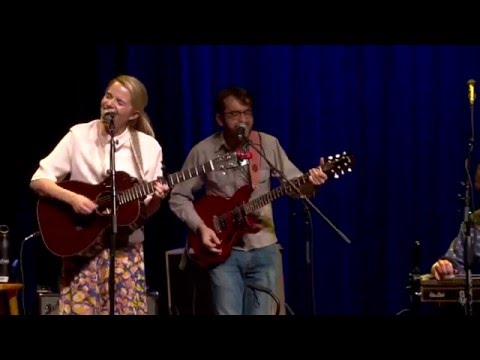 Aoife O’Donovan - Oh Mama (Live on eTown)