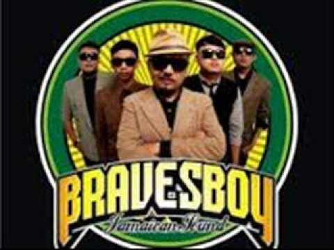 Braves boy - Long away