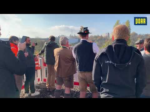 PORR Deutschland: A66 Salzbachtalbrücke - Jagdbläser verabschieden die Brücke