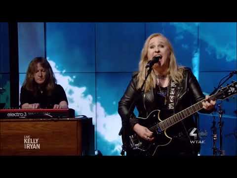 Melissa Etheridge sings "Wild and Lonely" from "The Medicine Show" Live June 24, 2109 HD 1080p