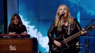 Melissa Etheridge sings &quot;Wild and Lonely&quot; from &quot;The Medicine Show&quot; Live June 24, 2109 HD 1080p