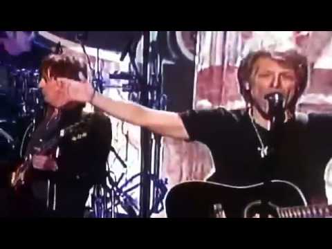 [HD] American Idol - Bon Jovi - Top 10 Finalists - 2013 (03.14.13) Semifinal