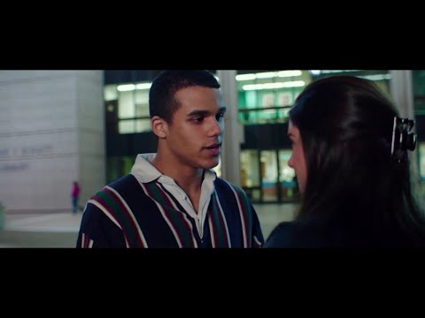 Jacob Artist & Shailene Woodley in White Bird in a Blizzard (film)
