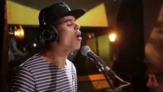 Jakubi - Holiday - Audiotree Live