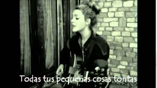 Shannon Saunders-Silly Little Things (Traducida al español)