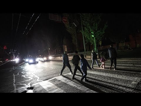 Russian airstrikes target Kyiv city centre