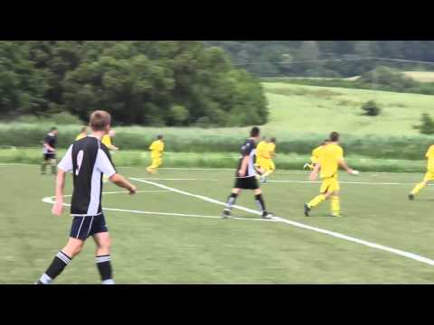 Mecz ligowy B-klasy: Victoria Pakoszówka - Jawornik Czarna (3:0)