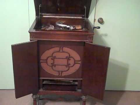 Ben Bernie Scrappy Lambert - Following You Around - Roaring 20's.MP4