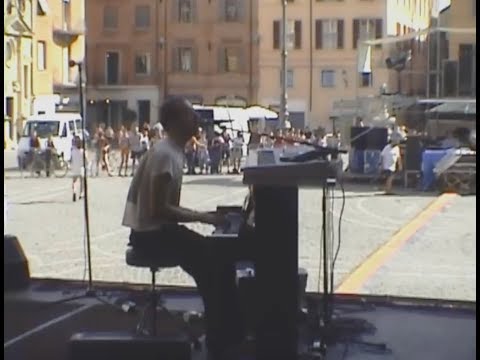 Coldplay - Gravity (soundcheck)