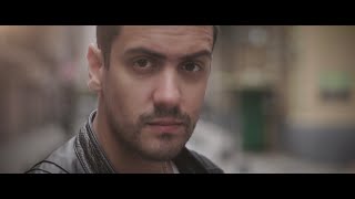 Video Ríndete a Mí de Adriel Yanel 