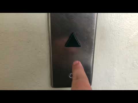 Vintage Taylor hydraulic passenger Elevator - CLEWHSE1 - Cleveland, OH