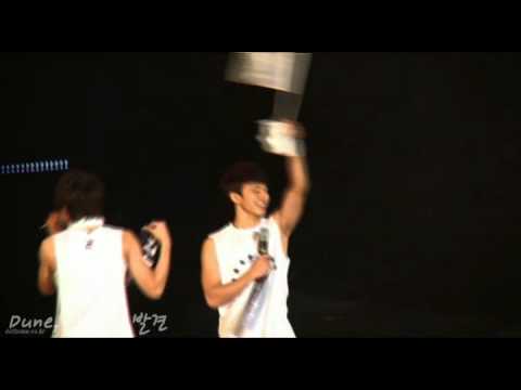 [FANCAM] 101212 Welcome to BEAST Airline - Kikwang - Oasis #10