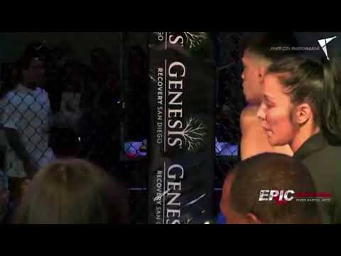 Alexis Esquivel vs Sergio Sánchez