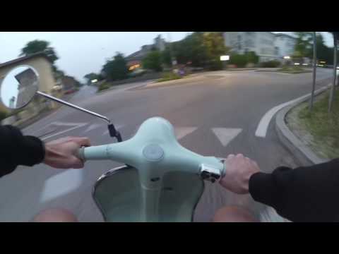 Vespa 50 N (Xiaomi Yi Black - No Editing - Low light)