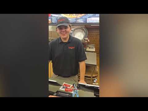 HILARIOUS CHAOS at pizza place: WALK-IN two minutes BEFORE CLOSING