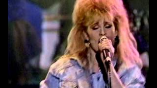 TaMara & The Seen - Summertime Love (Live in Minneapolis) [1987]