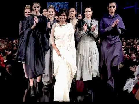 Vaishali S New York Fashion Week Powered by Art Hearts Fashion NYFW FW/18