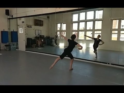 Grands Jetés En Tournant: ballet class tutorial (advanced)