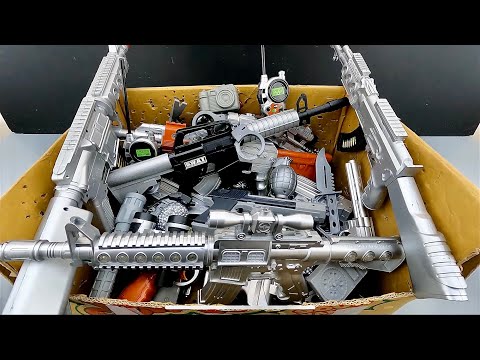 GUNS BOX Toys Military and Police equipment! Silver Gray Dozens of Weapons