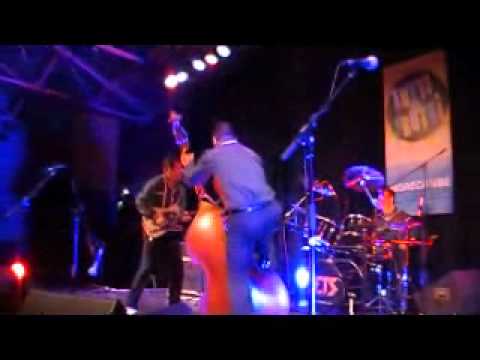 Jets At Tuttie Frutti 2010