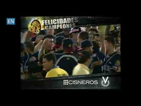 Leones celebran que son los campeones de la temporada 2009 2010