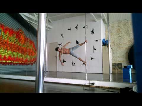 Júlio Peixoto - Pole Dance Freestyle