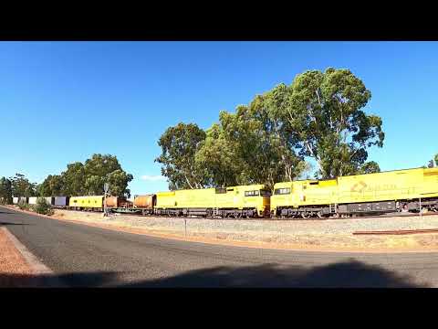 ACD 6051, 6048, 6053 on Aurizon TGE Intermodal 7MP1. Through MILLENDON Jcn, to Forrestfield.