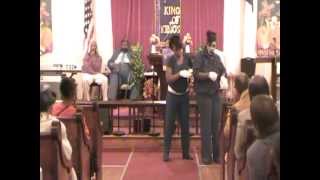 In The Middle Praise Dance Smokie Norful