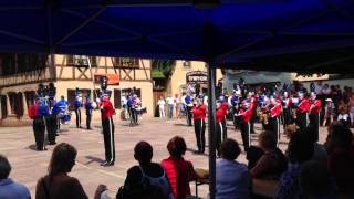 preview picture of video 'Marching band at Le Corso Fleuri des'arts'sonnants - Sélestat (Schlettstadt)'