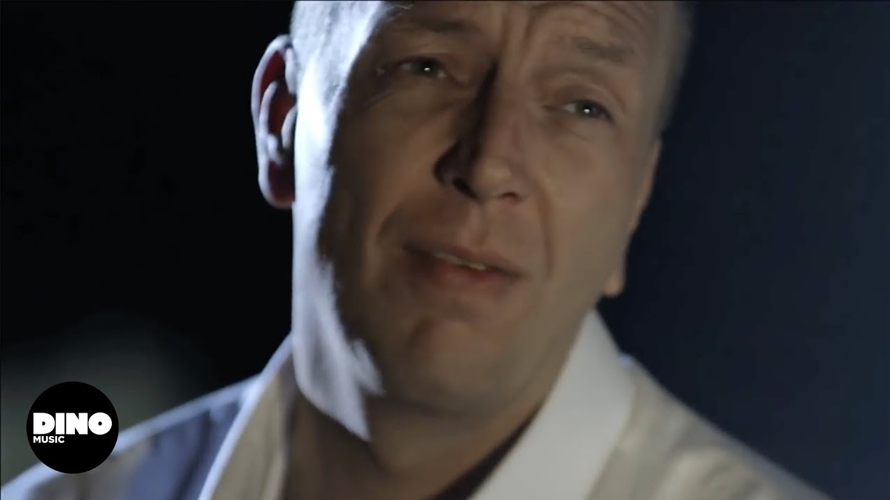 Jannes - Ieder Afscheid Kent 'N Traan (Officiële Video)