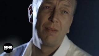Jannes - Ieder Afscheid Kent &#39;N Traan (Officiële Video)