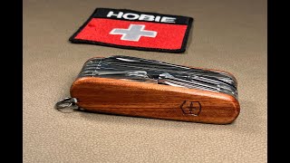 VICTORINOX SWISS CHAMP 1.6791.63