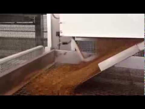 MONGE, 50 anni di successi - La produzione del Pet Food