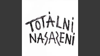 Kadr z teledysku Nazi-Czech tekst piosenki Totální nasazení