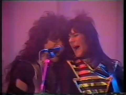 Axatak -  Rockin' Tonight  (Star Search 1985)