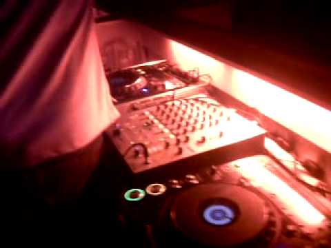 MADNESS DJ RAPH & HENNEY GYG @ DJ RAPH - THE WINTER MASHUP LAUNCH PARTY JAN 2012