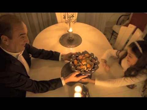 MLADEN I SARA GRDOVIĆ - BOŽIĆ JE (OFFICIAL VIDEO)