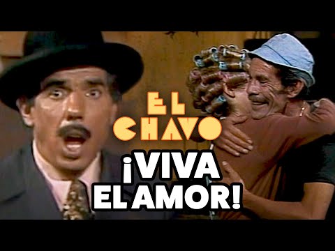 Mrs. Florinda and Don Ramón get affectionate | El Chavo del 8