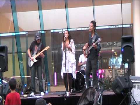 aishah davis band / quim quiñonero, aishah davis, jordi ortiz, steve de swardt