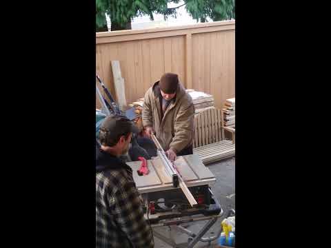 How to rip a dowel on the table saw
