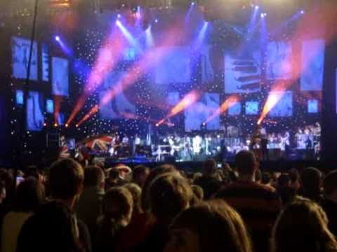 Kerry Ellis and Brian May ~ Dangerland - Proms in the Park 2010
