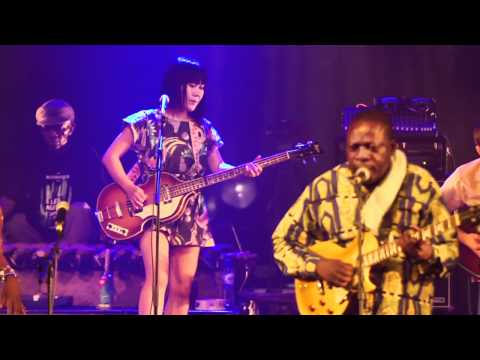 Congotronics vs Rockers - "Super Duper Rescue In Kinshasa" (official live video)